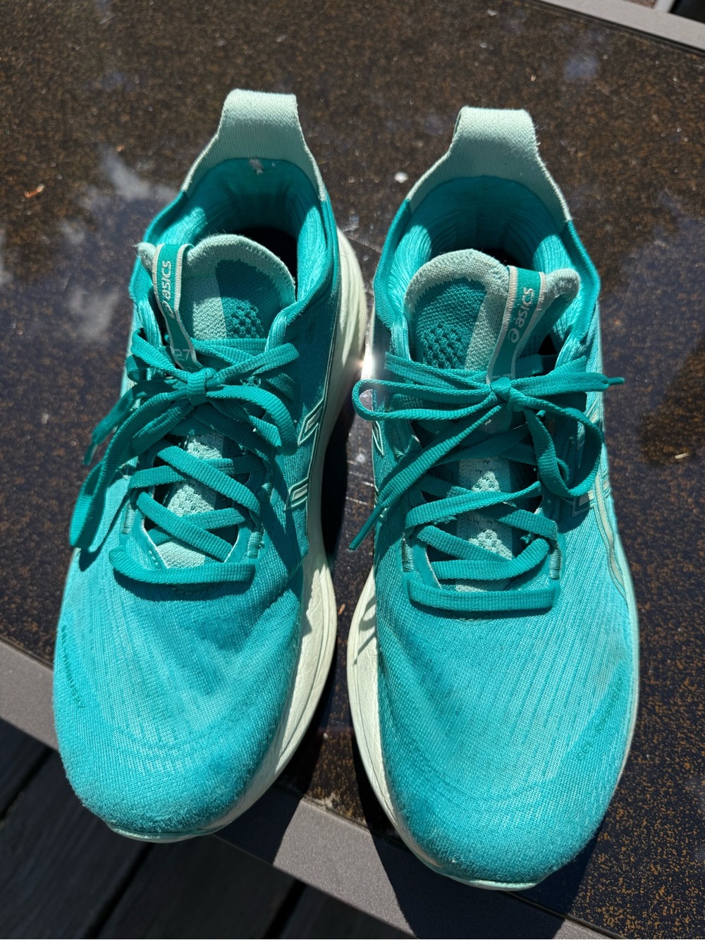 ASICS Women's Teal 9.5 Athletic Running Shoes gently worn